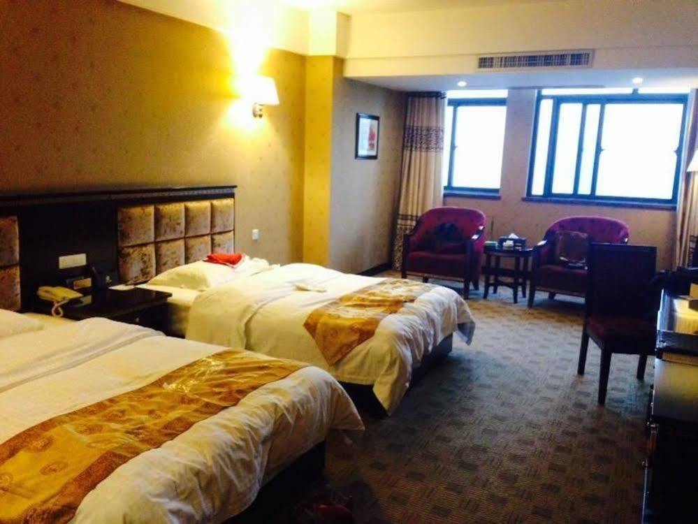 New Beacon Runfeng International Hotel 우한 외부 사진