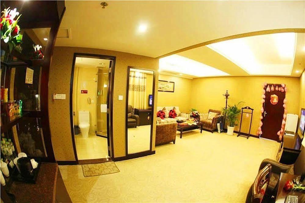 New Beacon Runfeng International Hotel 우한 외부 사진
