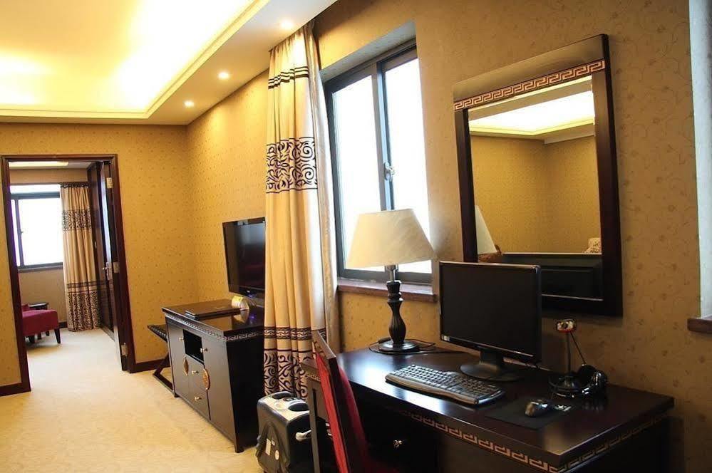 New Beacon Runfeng International Hotel 우한 외부 사진