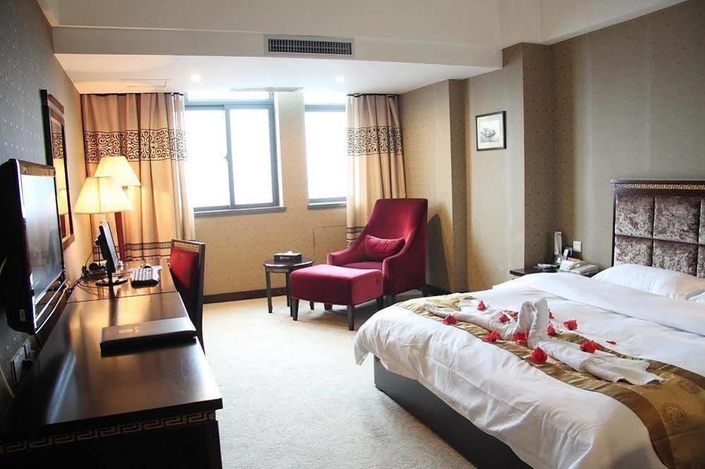 New Beacon Runfeng International Hotel 우한 외부 사진
