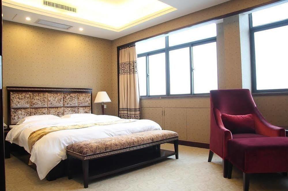 New Beacon Runfeng International Hotel 우한 외부 사진